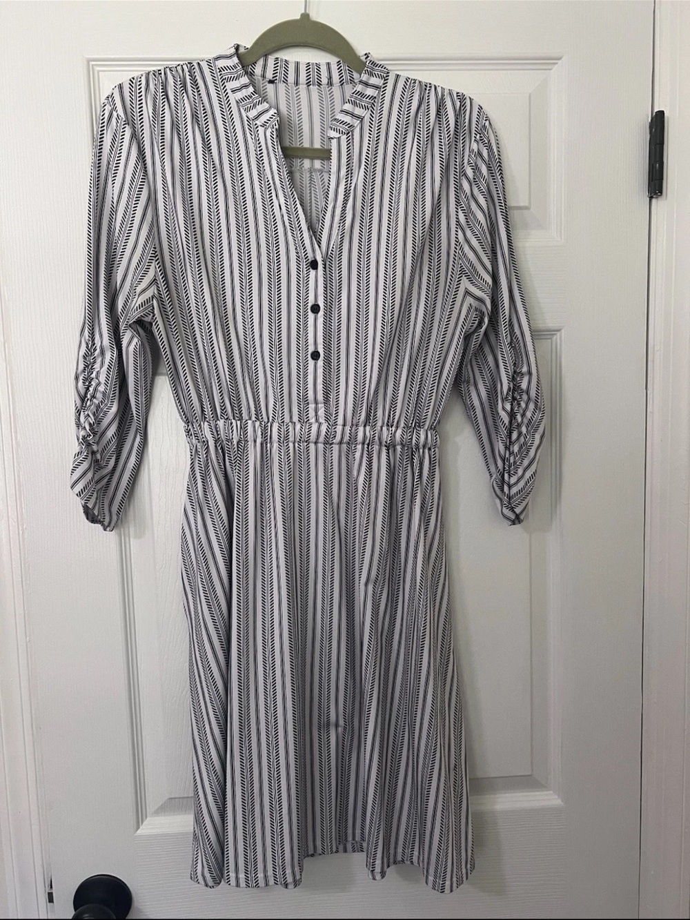 Striped Black and White Cotton Spandex Scrunch Waist Shirt Dress 3/4 Sleeve